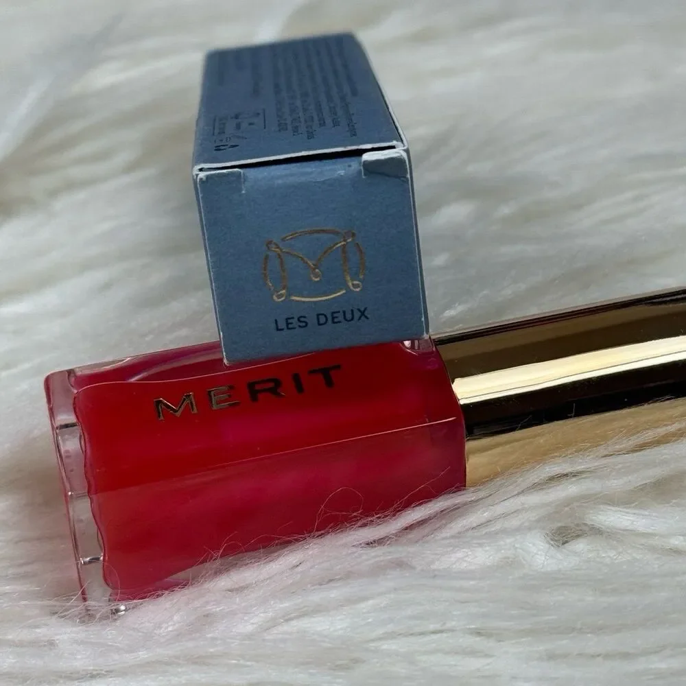Merit Shade Slick Hydrating Tinted Lip Oil Les Deux
